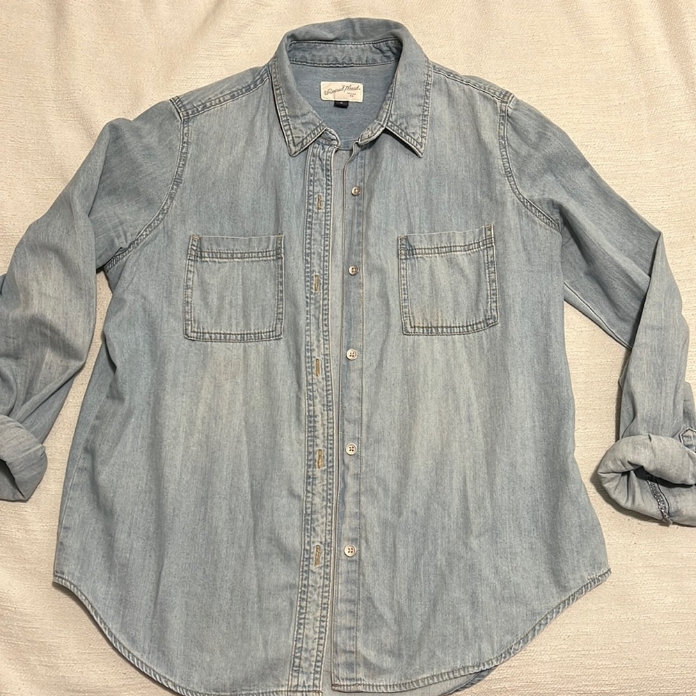 Long sleeve button down chambray shirt